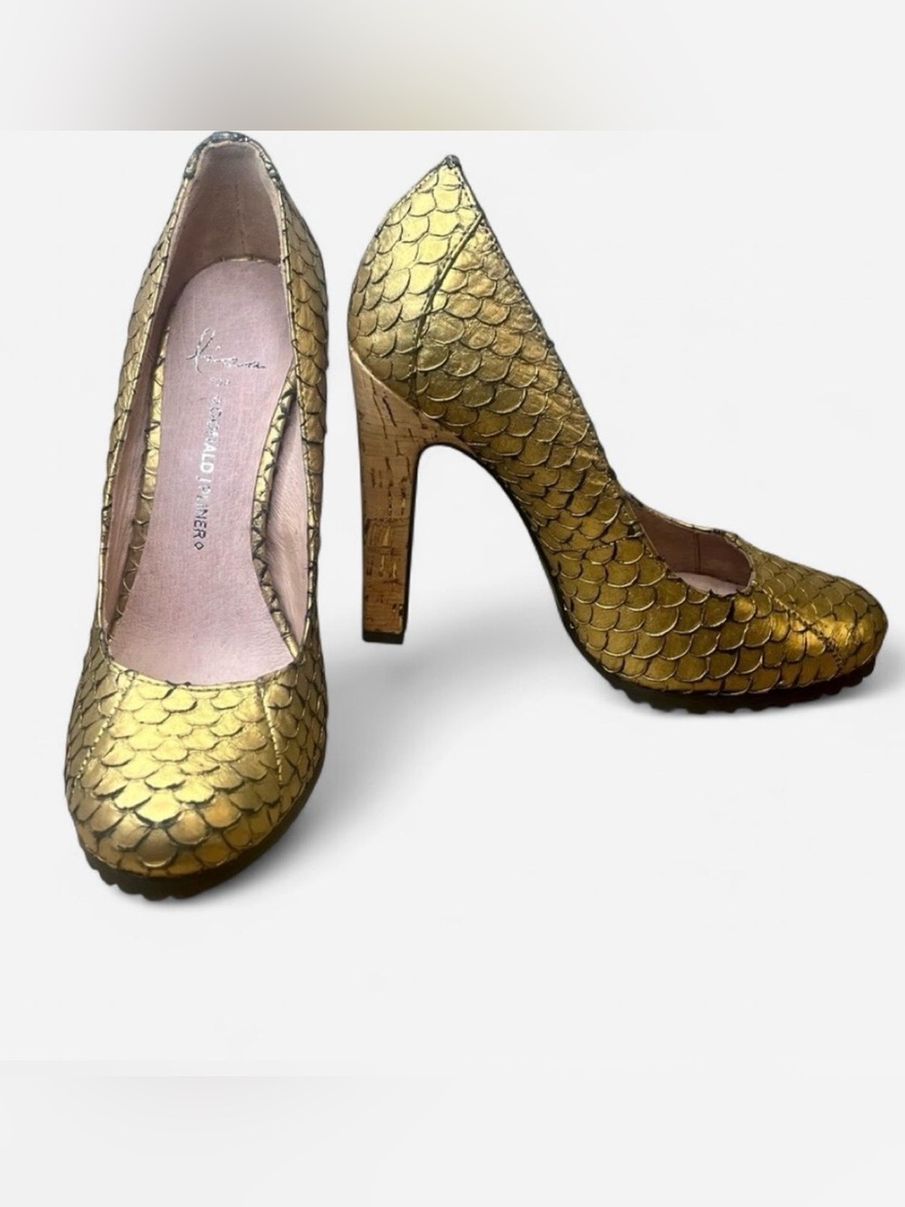 Lisa for Donald Pliner Rawna Leather High Heel Pumps Size 6